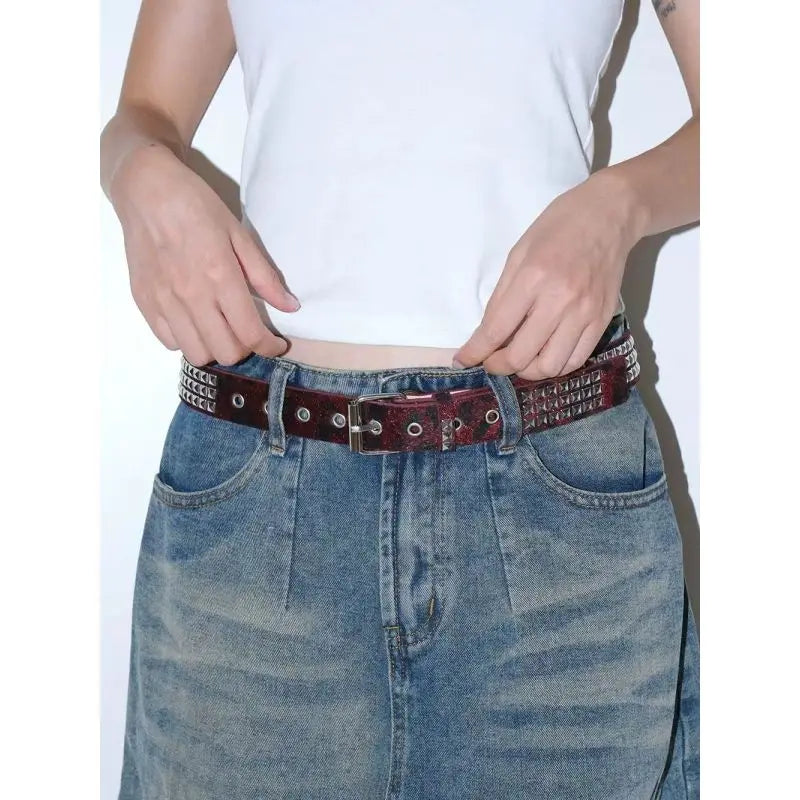 New best-selling women's belt - Fashionable horsehair studded Y2K leopard print belt, youthful furry women's belt.